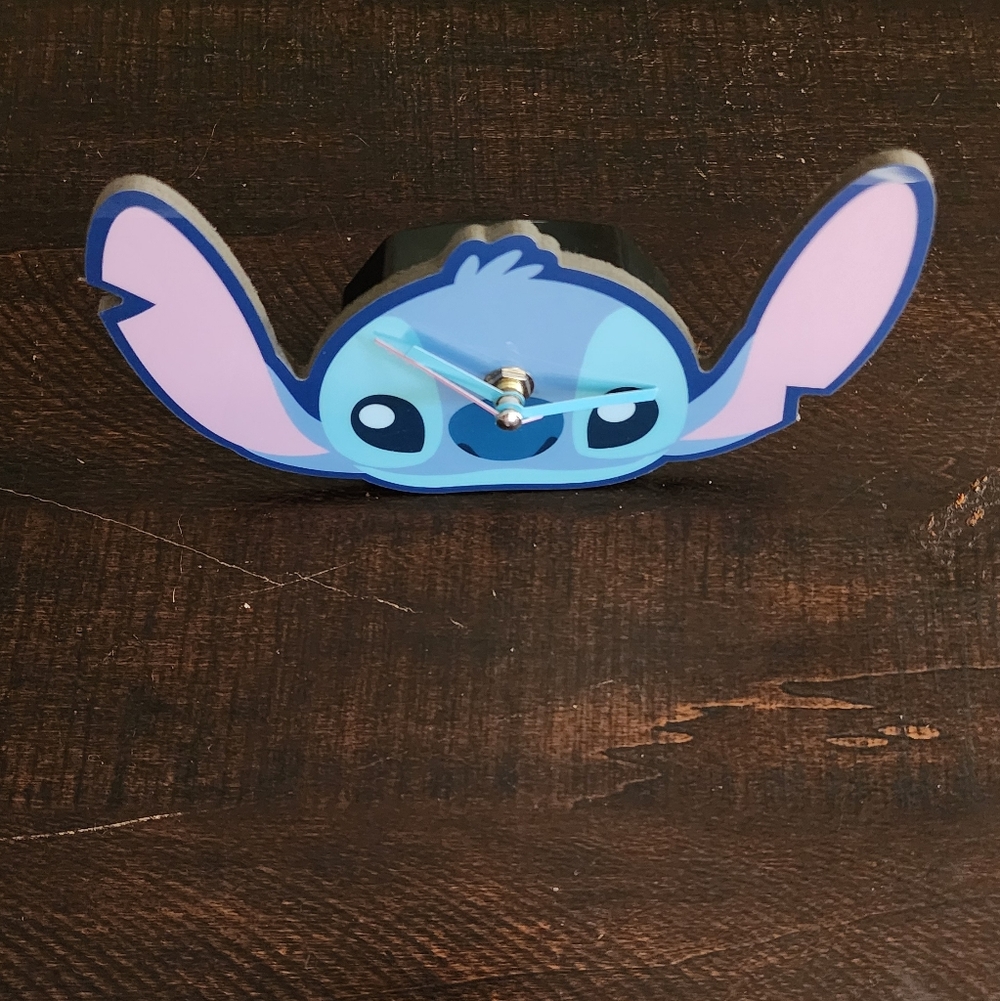 Stitch Tabletop Clock - Picture 4 of 7